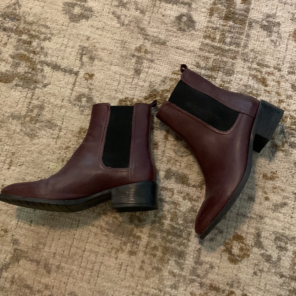 G.H. Bass & Co. Chelsea Boots